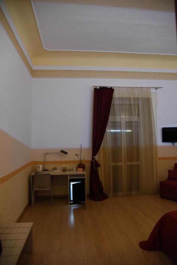 B&B The Queens Foggia Exterior foto